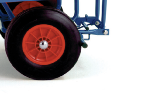Turntable Trailers with Mesh Cage Supports