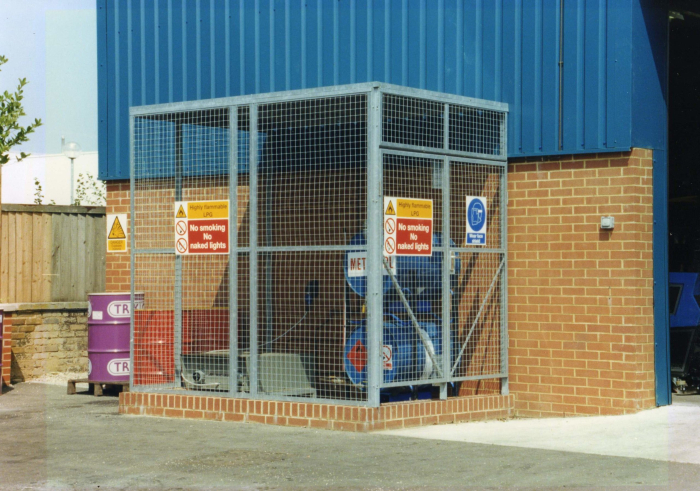 Eurocage Mesh Security Cage – Painted