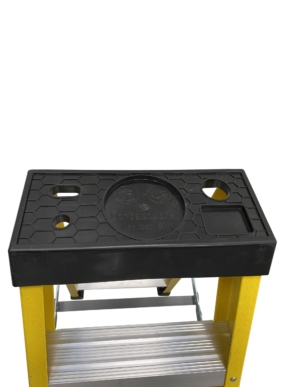 Murdoch GRP Swingback Step Ladder